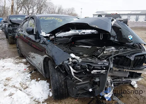 2022 BMW 540 I xDrive z USA, uszkodzony, nr VIN WBA73BJ02NWX58259